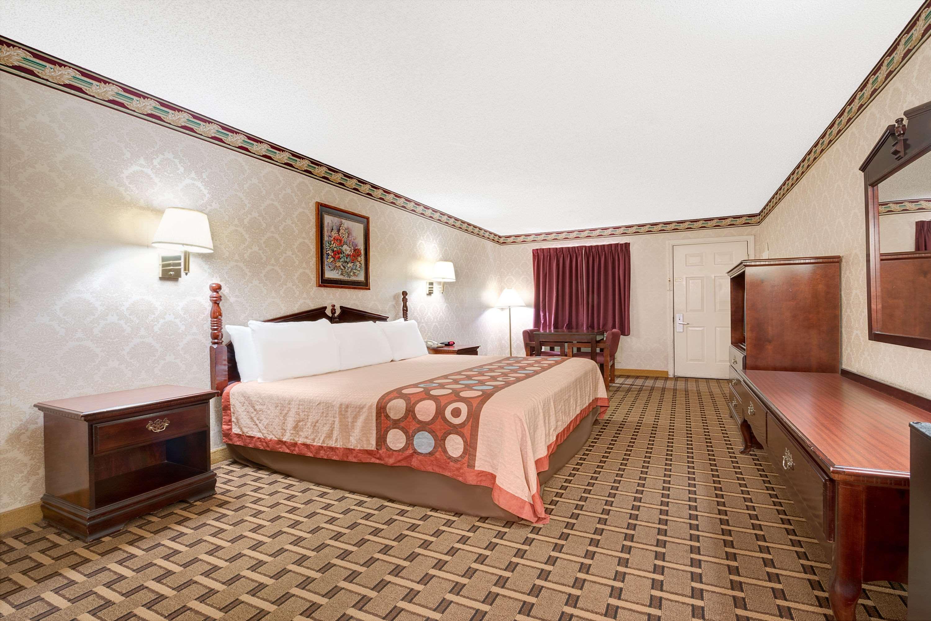 Super 8 By Wyndham Dallas South Exterior foto